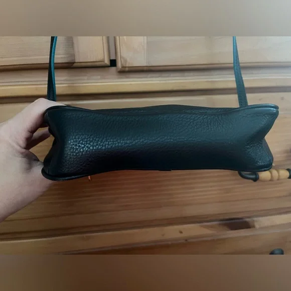 Marc by Marc Jacob’s black leather crossbody bag - Picture 5 of 7